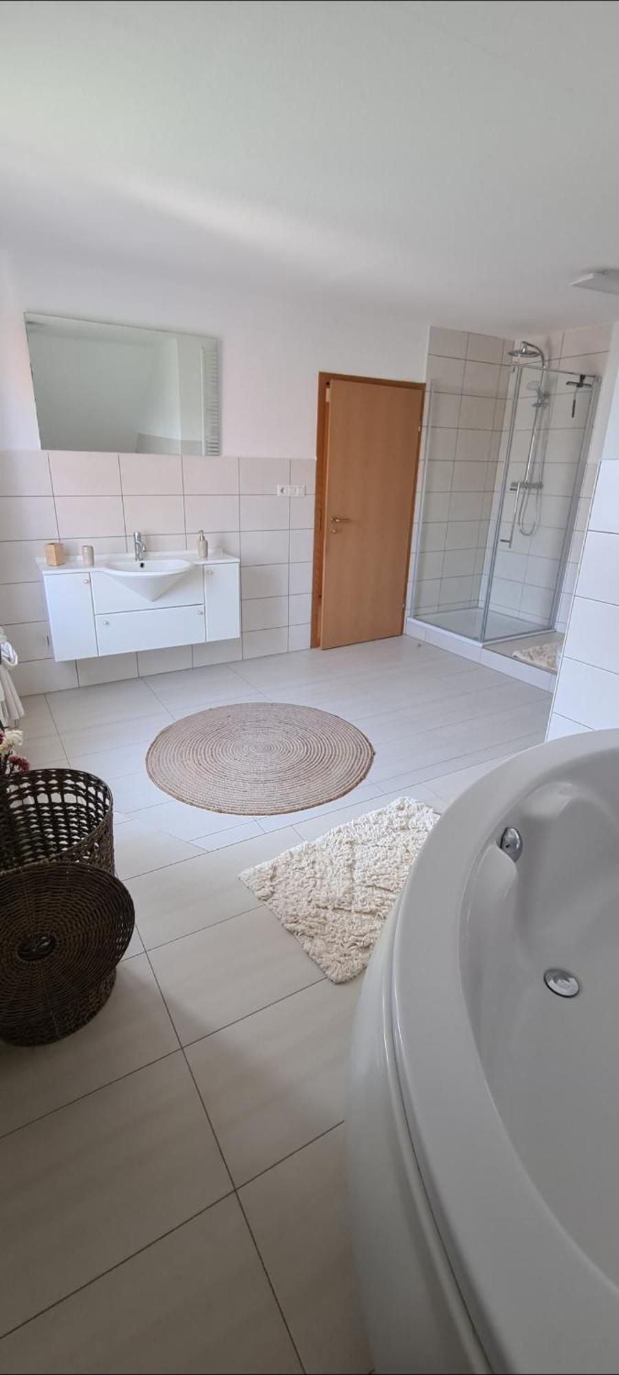 Stilvolle Ferienwohnung Free Parking, Space, Wlan Niestetal Εξωτερικό φωτογραφία