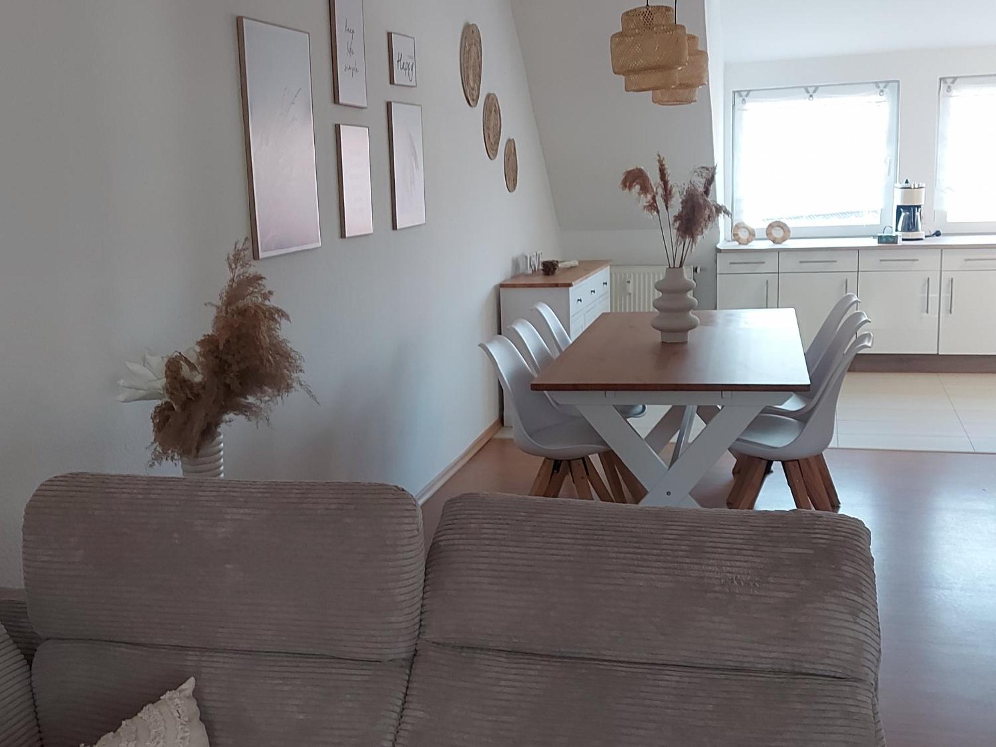 Stilvolle Ferienwohnung Free Parking, Space, Wlan Niestetal Εξωτερικό φωτογραφία