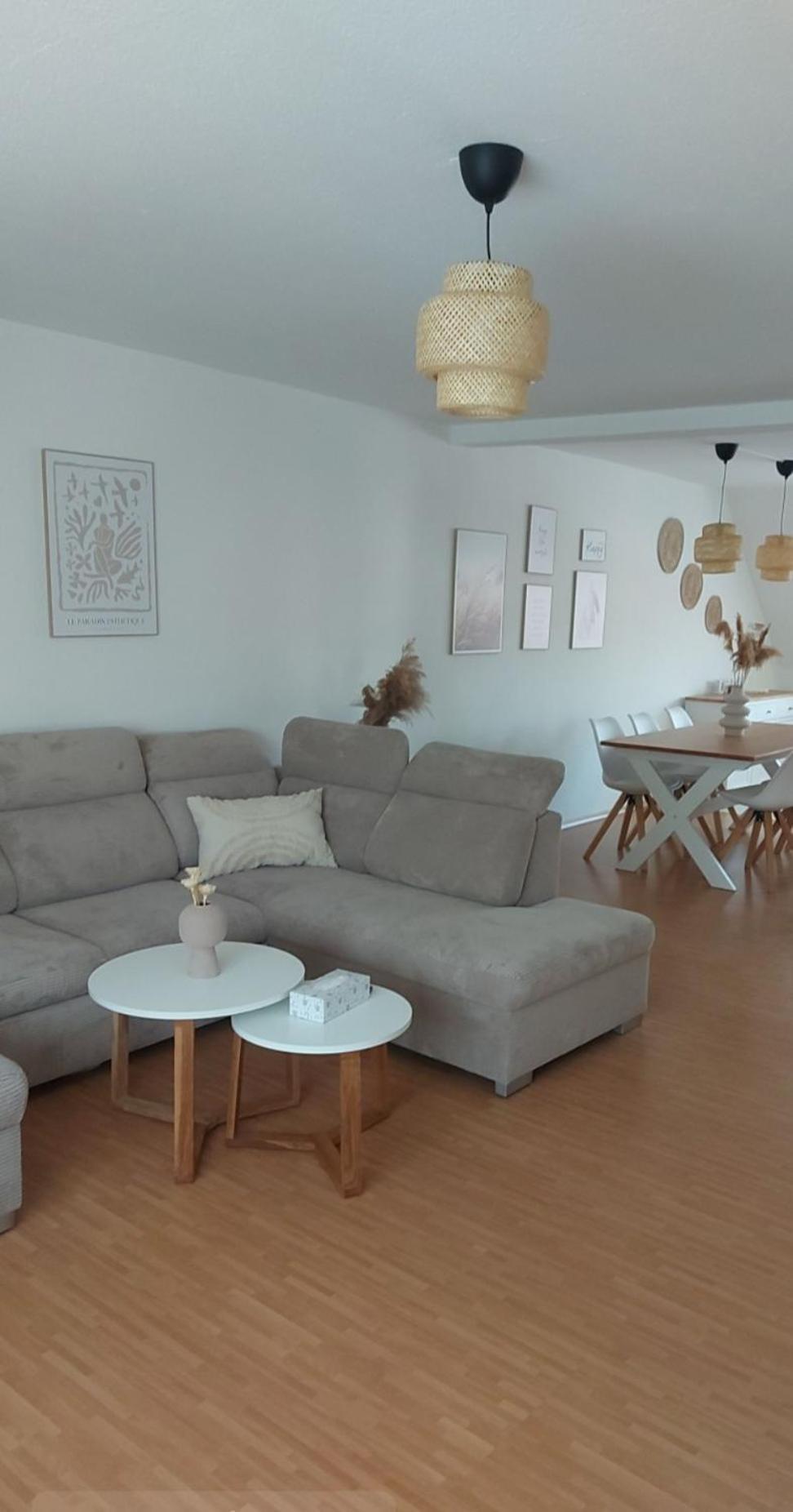 Stilvolle Ferienwohnung Free Parking, Space, Wlan Niestetal Εξωτερικό φωτογραφία