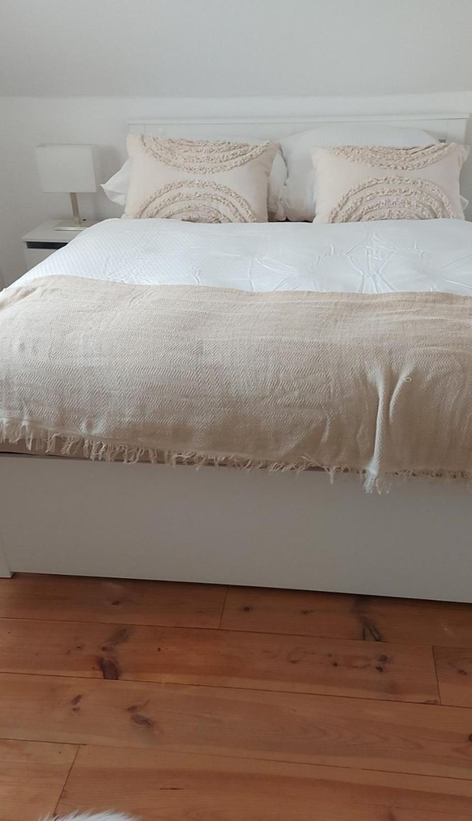 Stilvolle Ferienwohnung Free Parking, Space, Wlan Niestetal Εξωτερικό φωτογραφία
