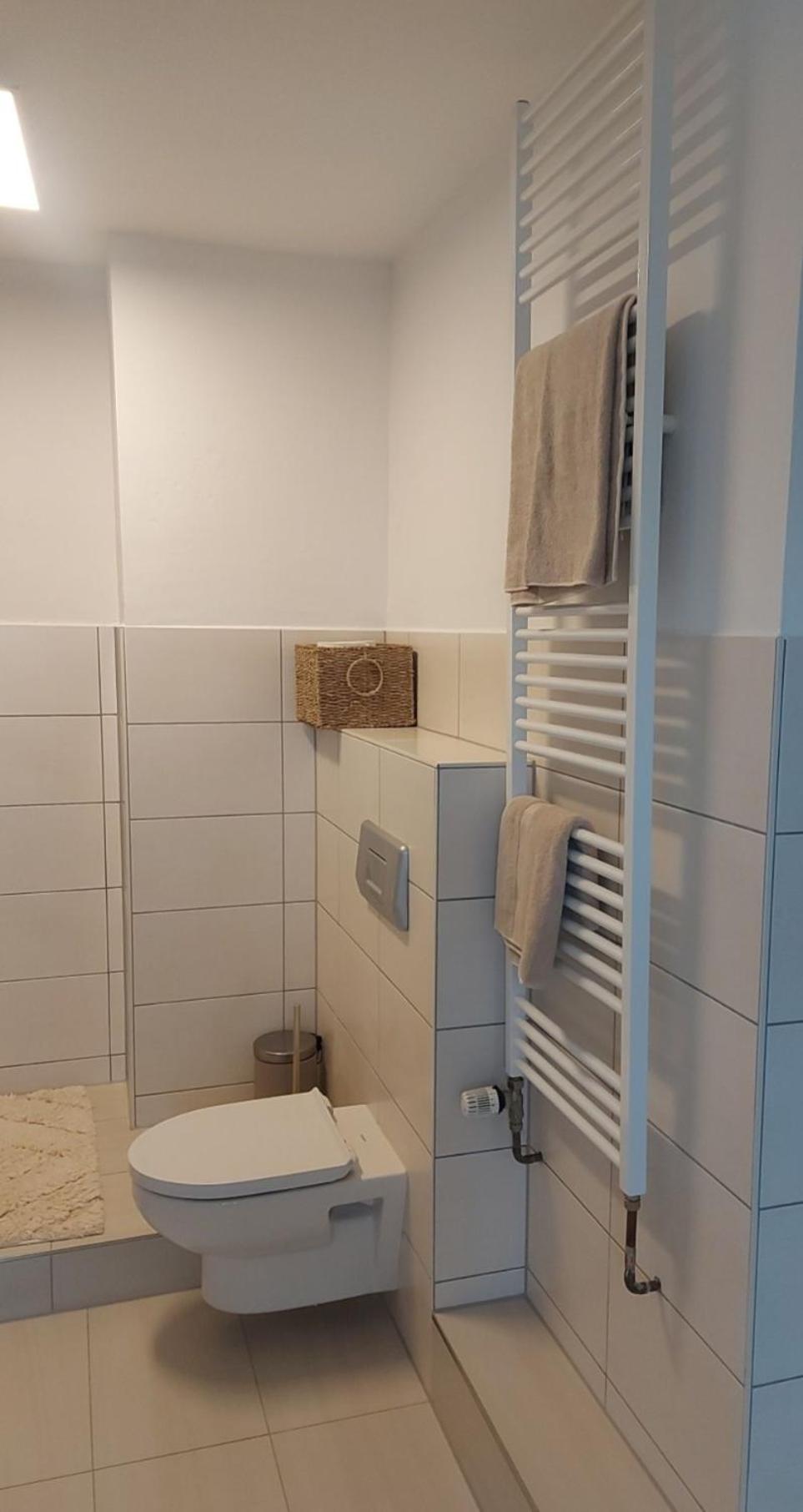 Stilvolle Ferienwohnung Free Parking, Space, Wlan Niestetal Εξωτερικό φωτογραφία